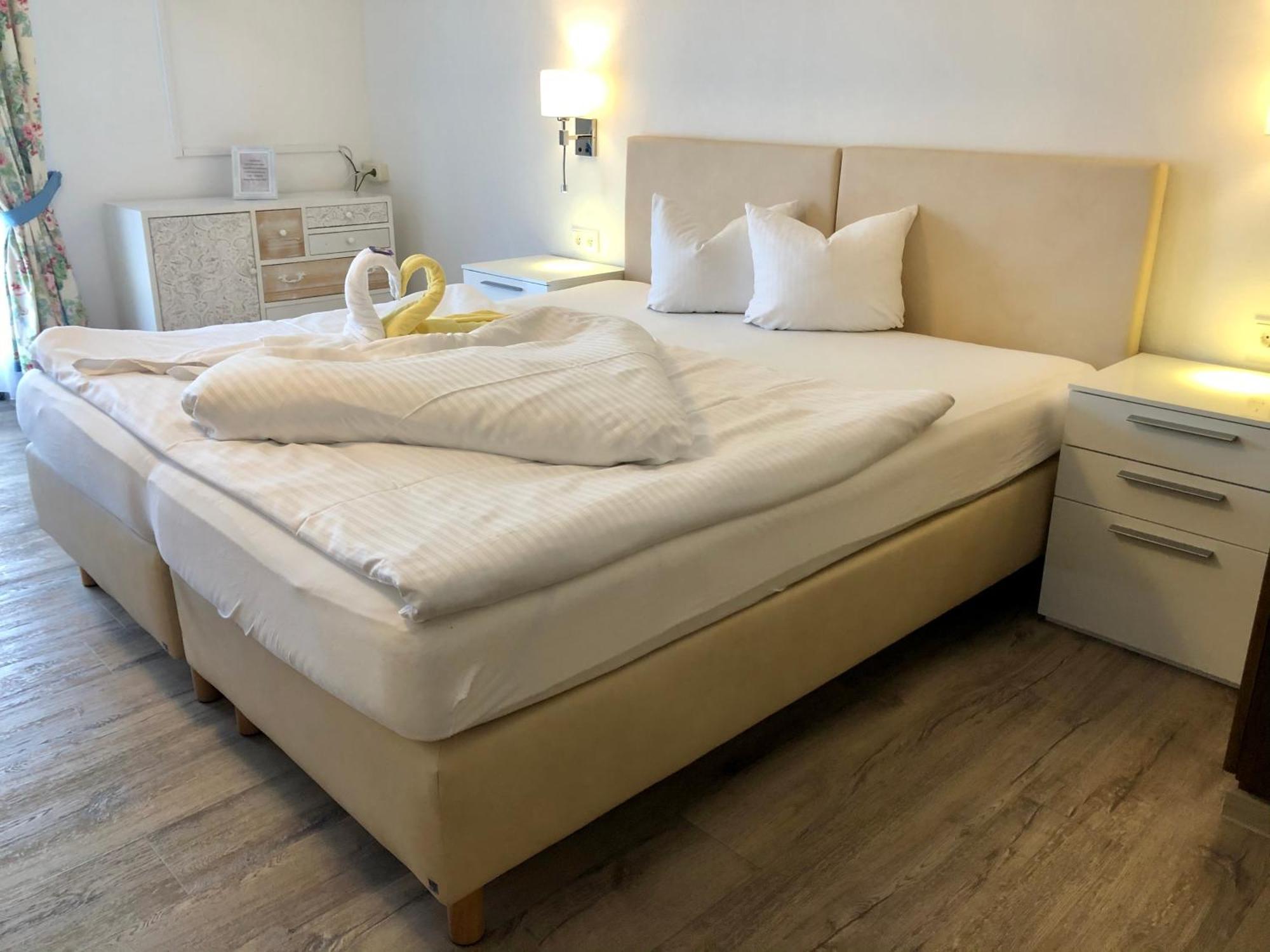 Gasthof Enzian Tannheim Habitación foto